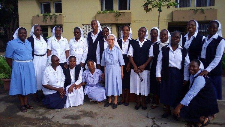 Hermanas del Amor de Dios: Misioneras que extienden la esperanza en África